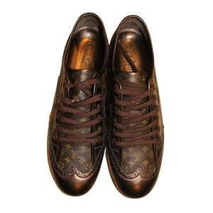 Authentic Louis Vuitton Monogram Sneakers